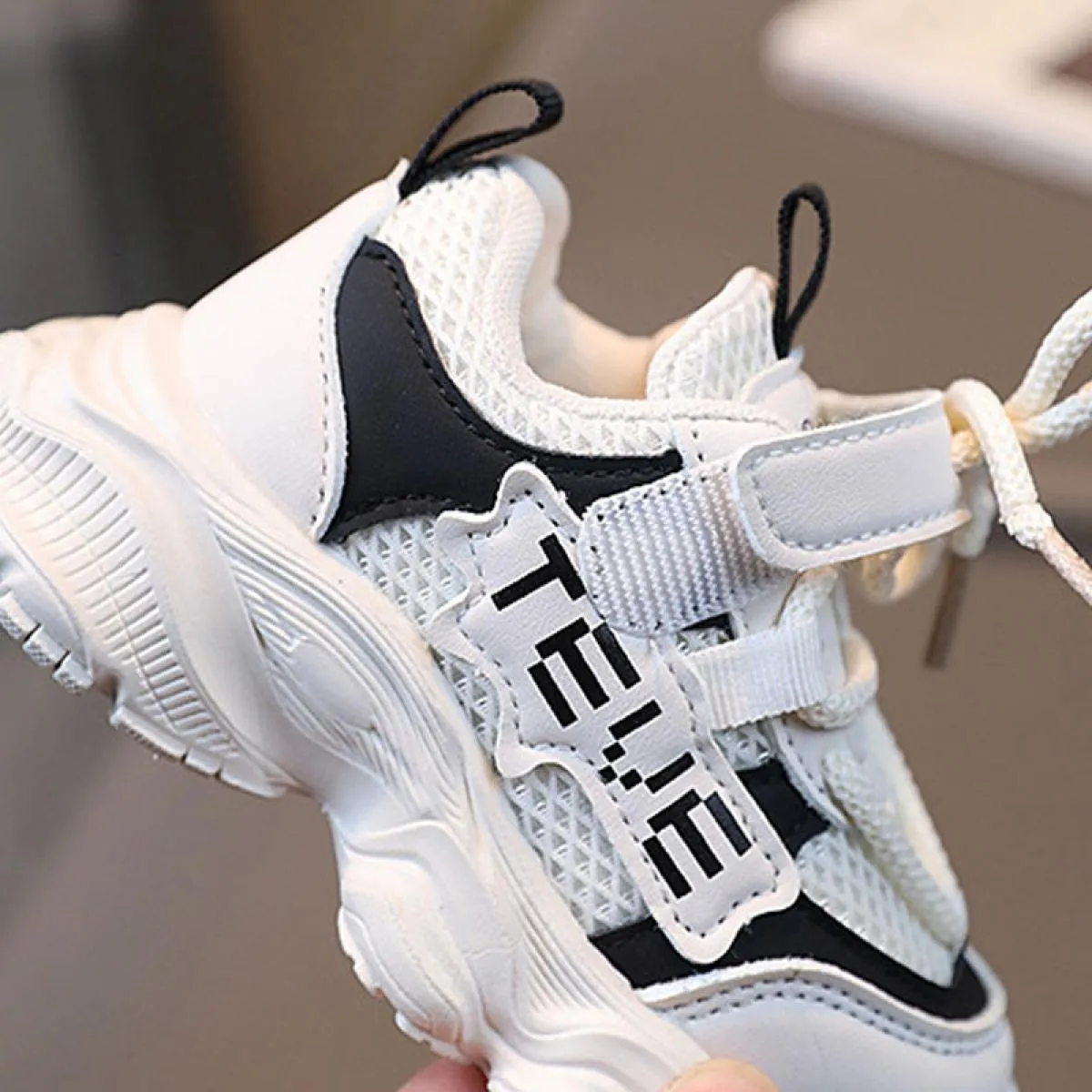Scarpe da ginnastica casual Ammortizzazione Scarpe da corsa per esterni per bambini Scarpe sportive da ragazzo antiscivolo Scarp